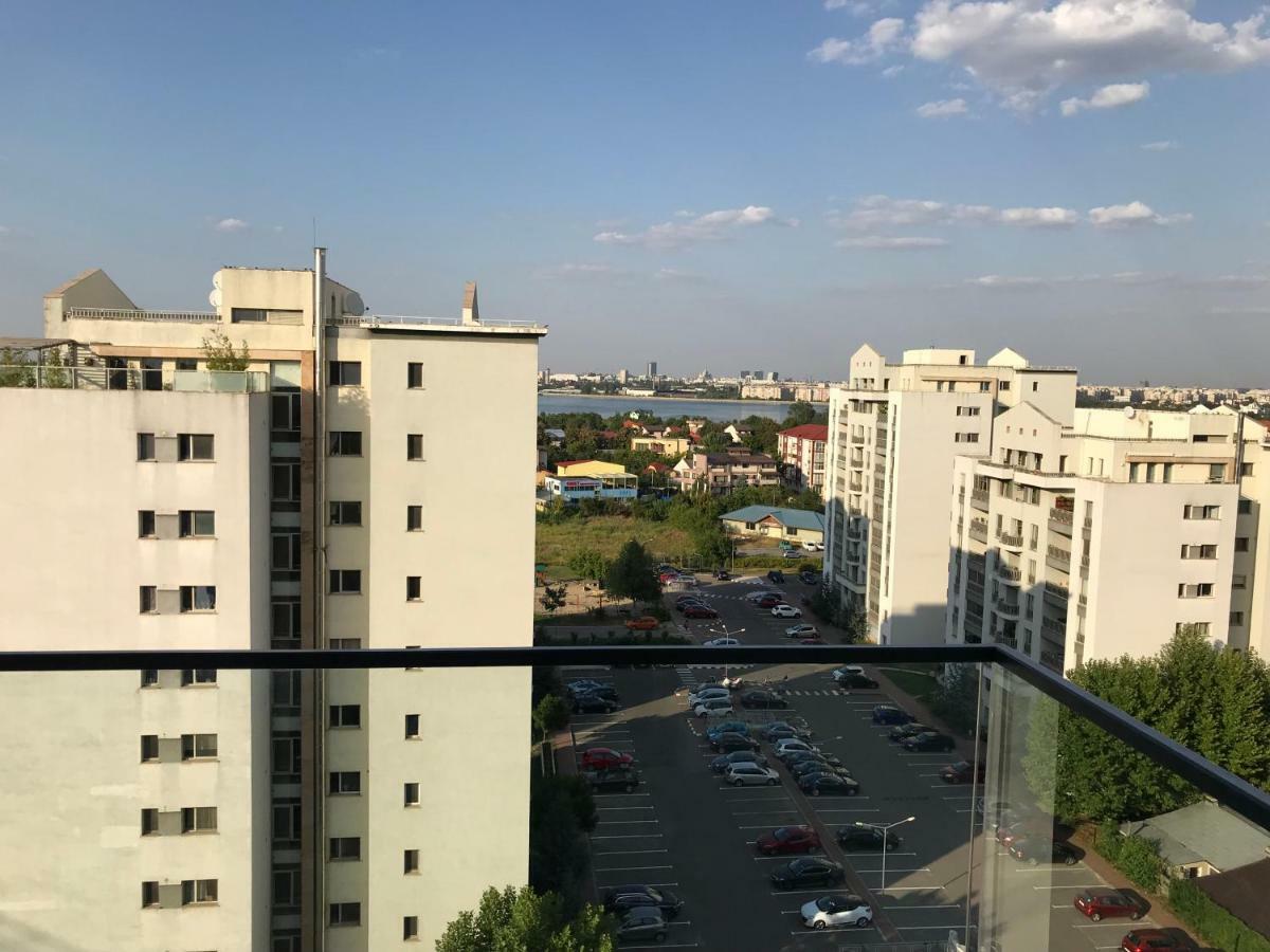 Luxury Westpark 2 Presidentialsuite With Lake View W4 Boekarest Buitenkant foto