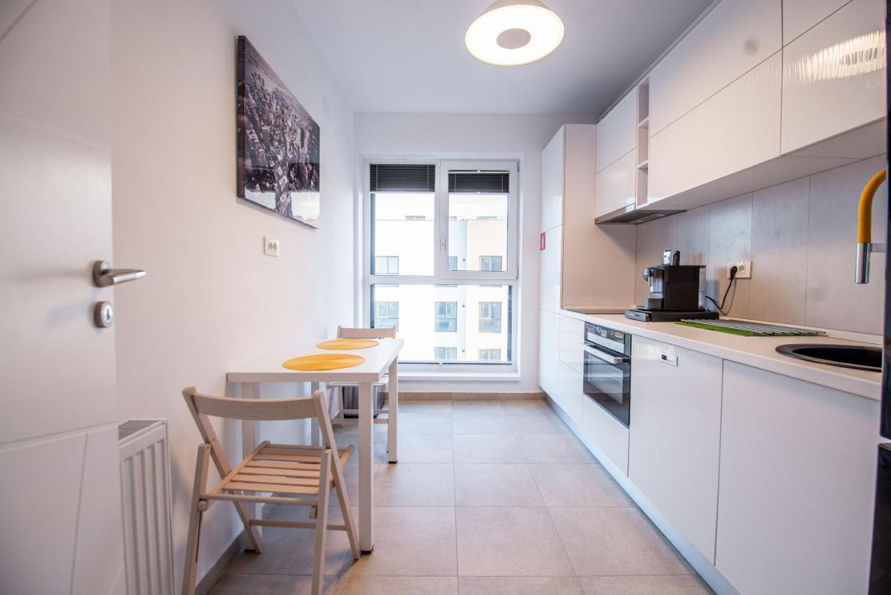 Luxury Westpark 2 Presidentialsuite With Lake View W4 Boekarest Buitenkant foto